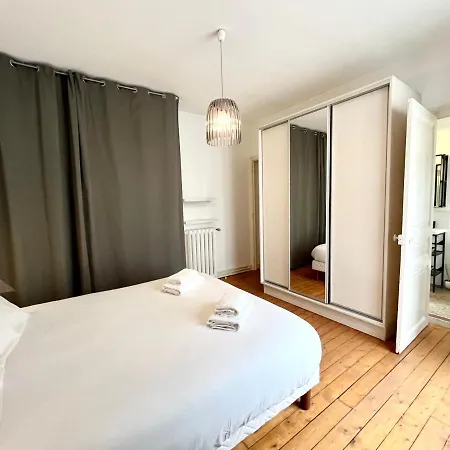 La Maison Du Bonheur + Studio Patio & Terrasse Reims