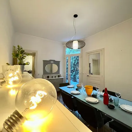 Casa de Férias La Maison Du Bonheur + Studio Patio & Terrasse *
